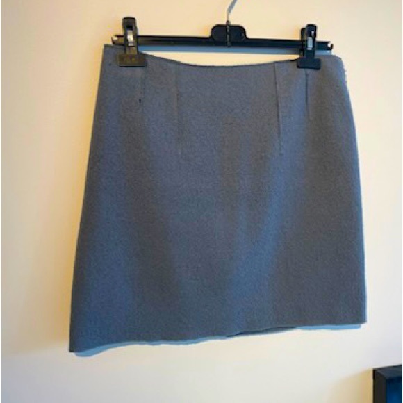 Mini Skirt 🐳 - Picture 1 of 2